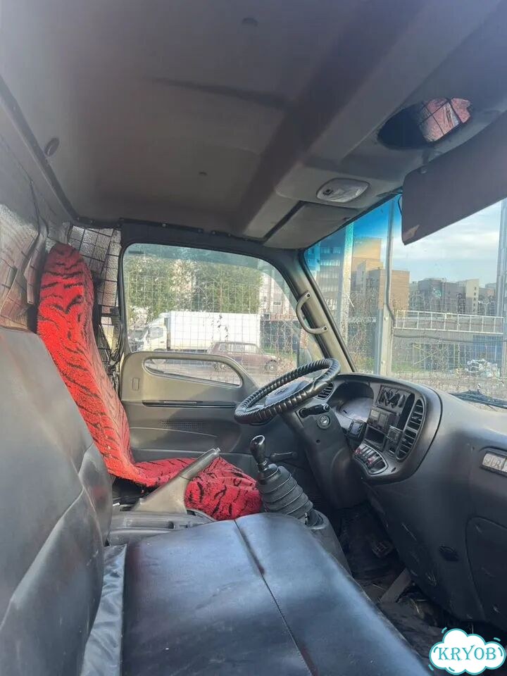 Рефрижератор 28 м³ Hyundai Mighty, 2010 фото 2