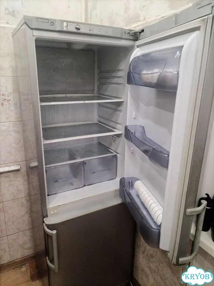 Холодильник бу фото 2