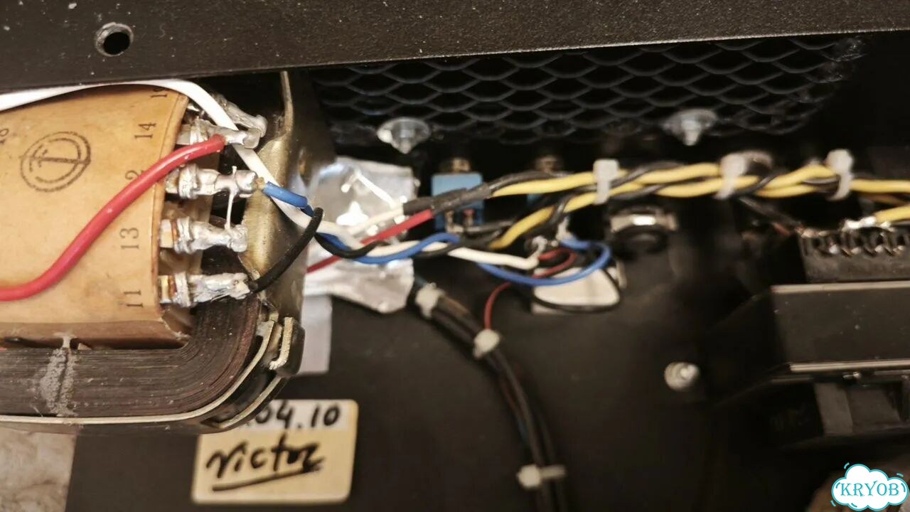 Усилитель гитарный ламповый голова Victor Custom фото 9