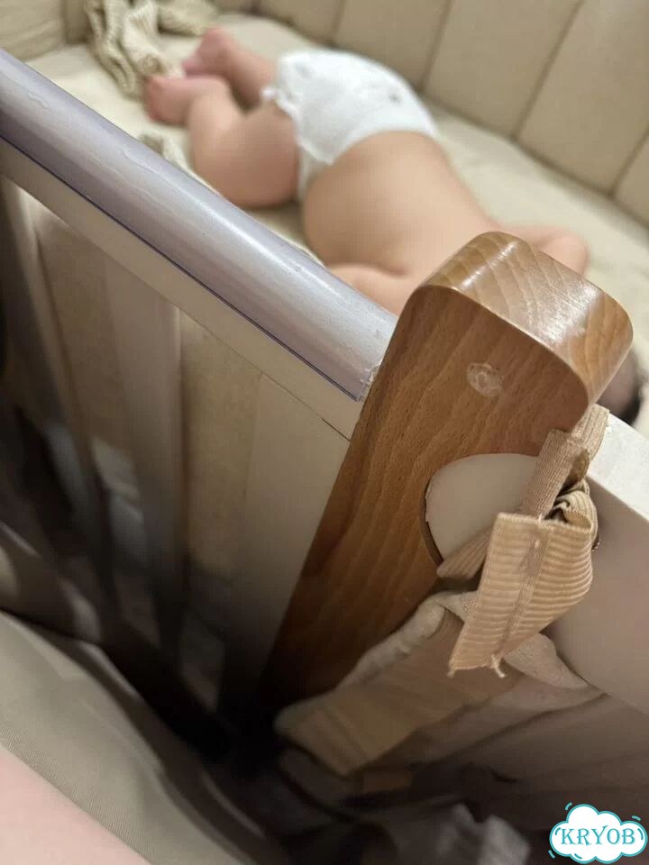 Кроватка happy baby mommy lux с маятником фото 3