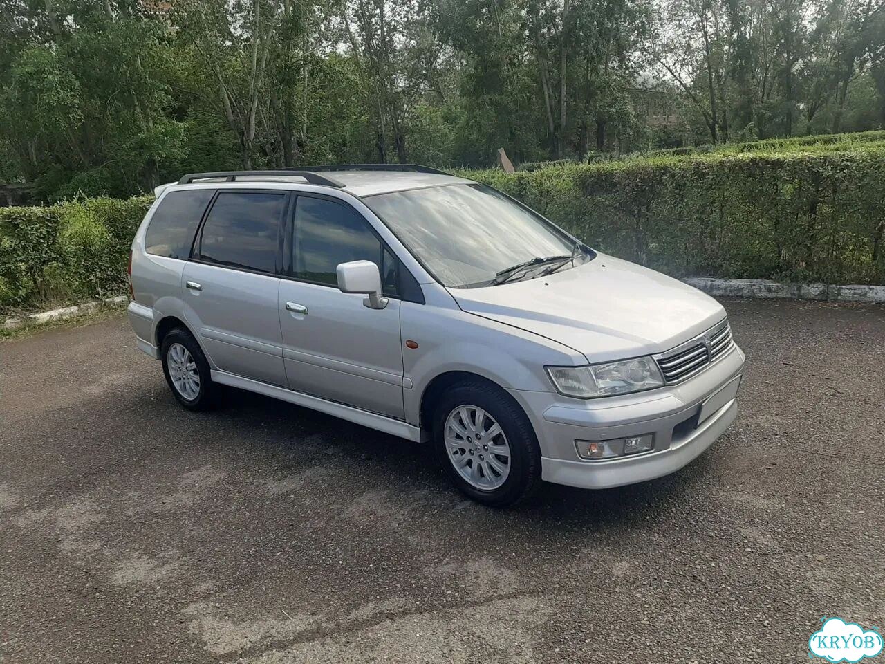 Mitsubishi Chariot 2.4 AT, 2001, 325 321 км фото 5