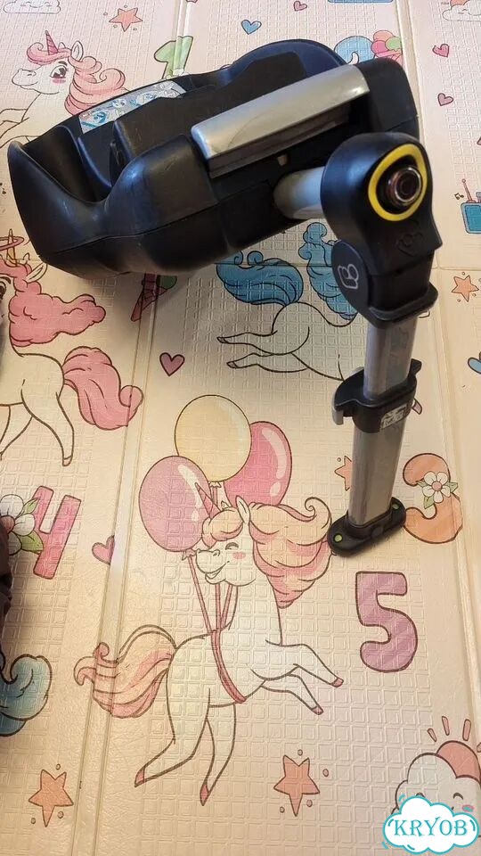 Автолюлька maxi cosi с базой isofix фото 5