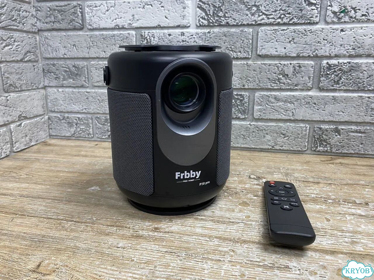 Мультимедийный проектор Frbby P30 Pro фото 2