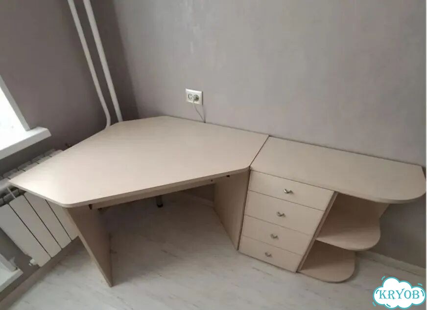 Компьютерный стол б.у фото 1