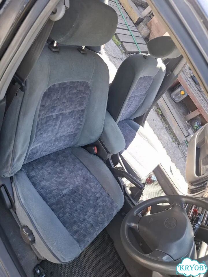 Toyota Carina 1.8 MT, 2000, 390 000 км фото 6
