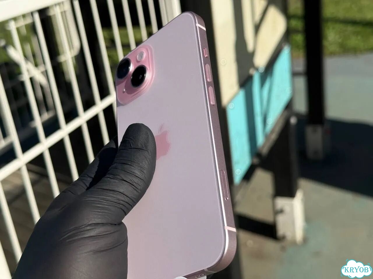 iPhone 15, 128 ГБ, 1 SIM фото 3