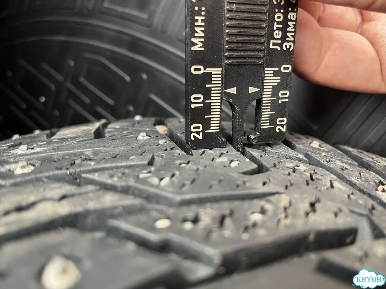 Nokian Tyres Hakkapeliitta 8 SUV 225/65 R17 106T фото 6