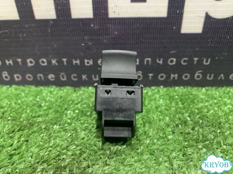 Кнопка стеклоподъемника Audi A8 D3 4.2 FSI BVJ фото 4