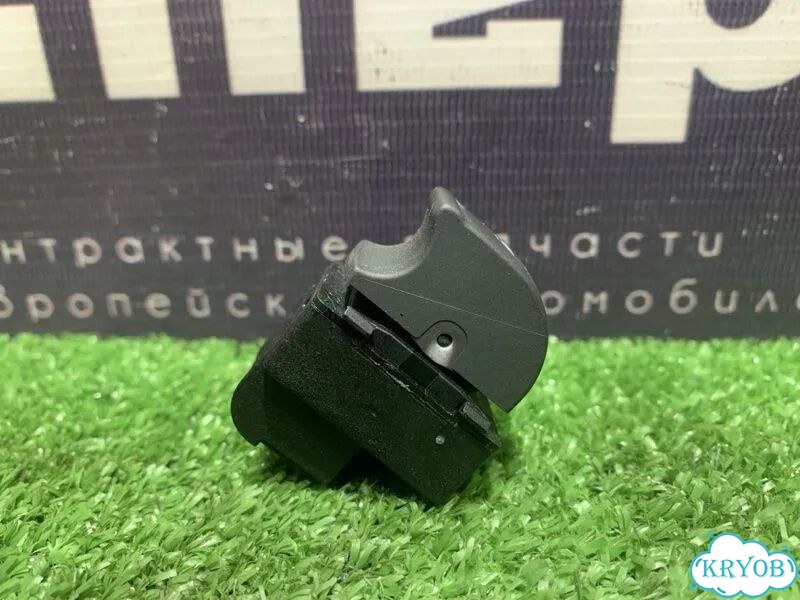 Кнопка стеклоподъемника Audi A8 D3 4.2 FSI BVJ фото 5