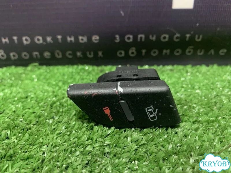 Кнопка центрального замка Audi A8 D3 4.2 BFM 2005 фото 3