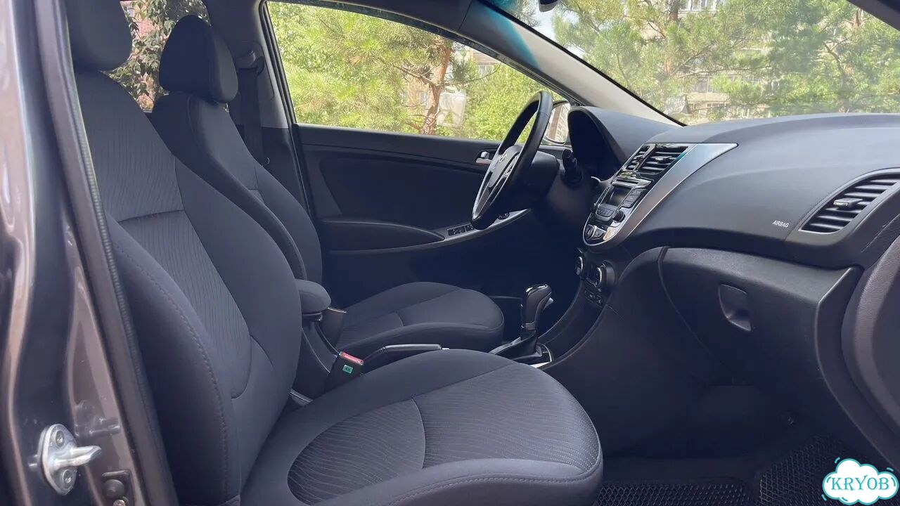 Hyundai Solaris 1.6 AT, 2014, 30 300 км фото 17