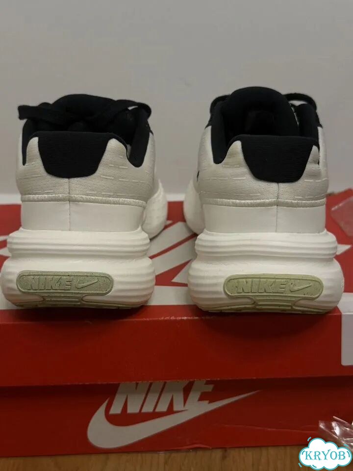 Кроссовки nike Uplift SC фото 3