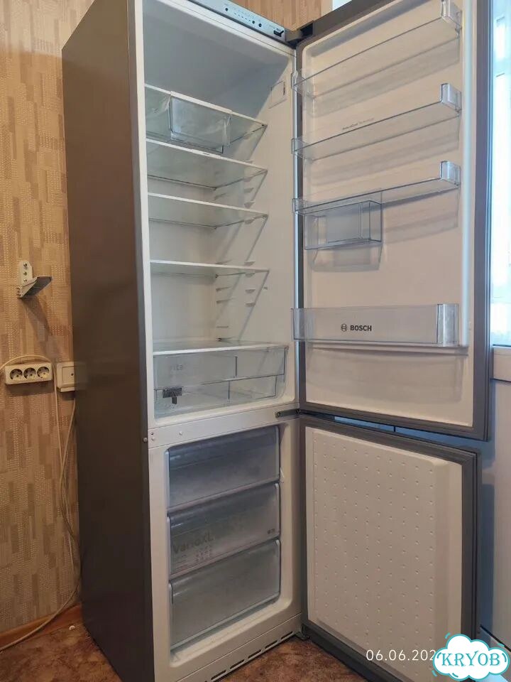 Холодильник бу фото 2