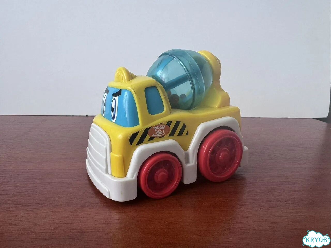 Игрушки машина фото 1