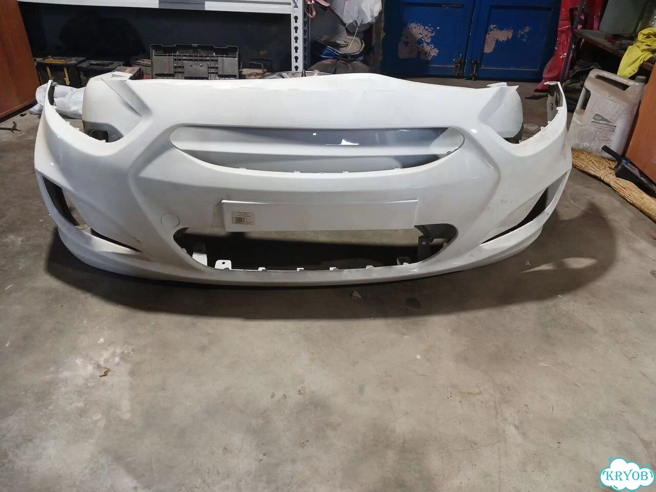 Бампер передний задней на Hyundai Solaris фото 1
