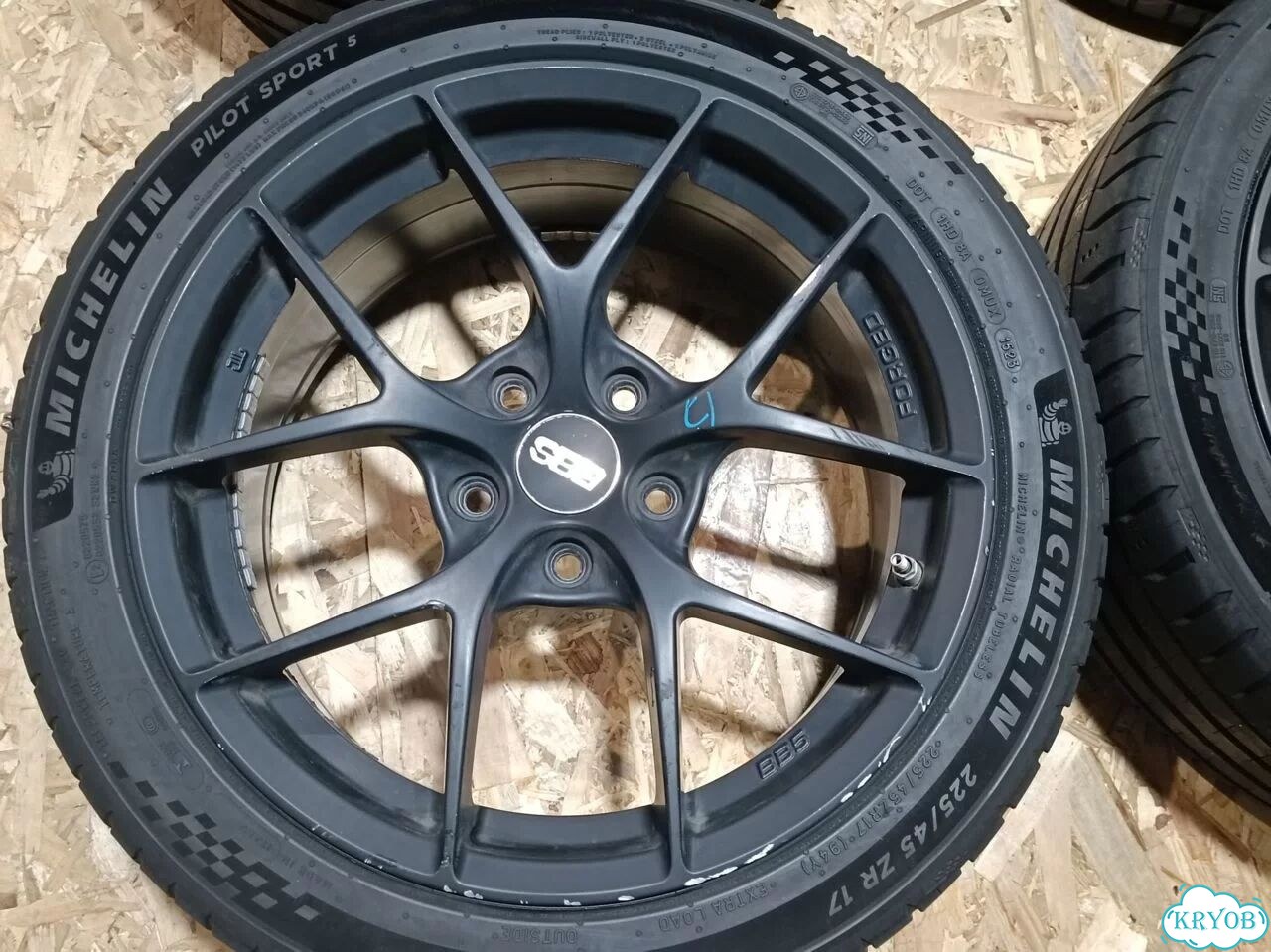 Колеса (шины+диски) BBS 225/45 R17 5x114.3 фото 3