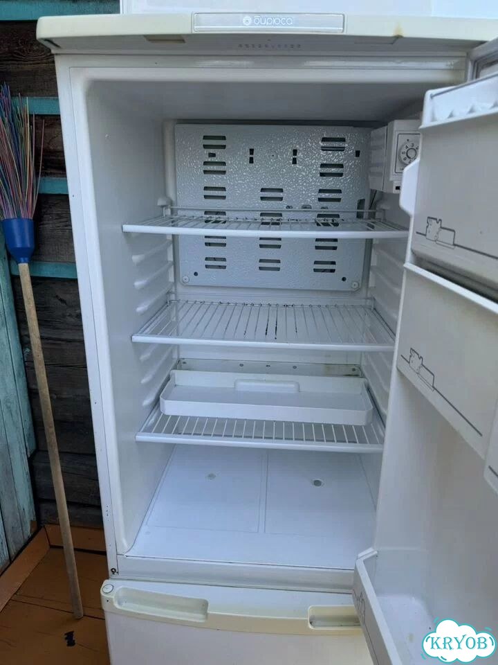 Холодильник бу фото 2