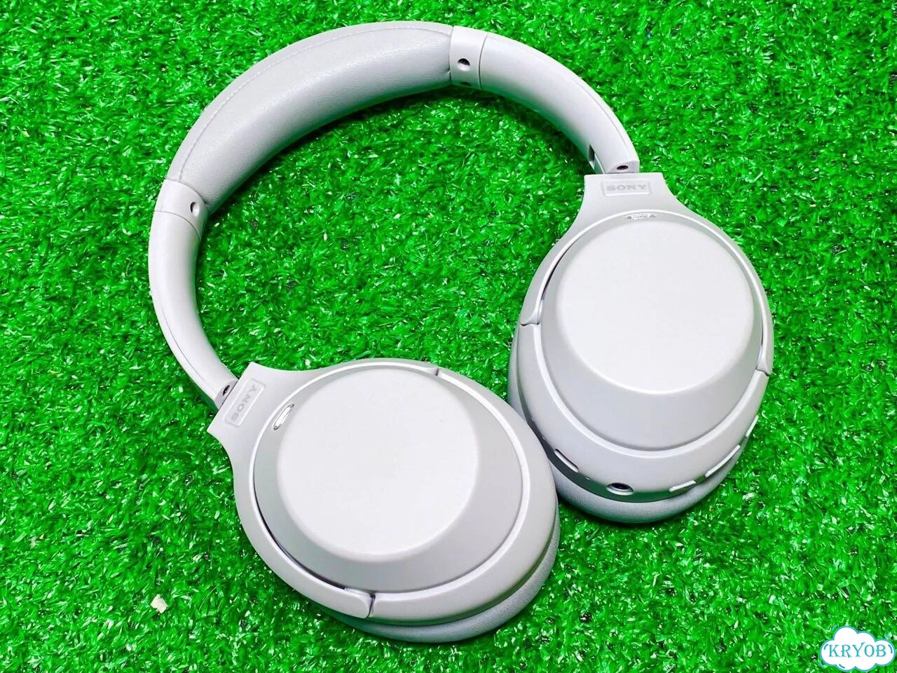 Наушники Sony WH-1000XM4 фото 4