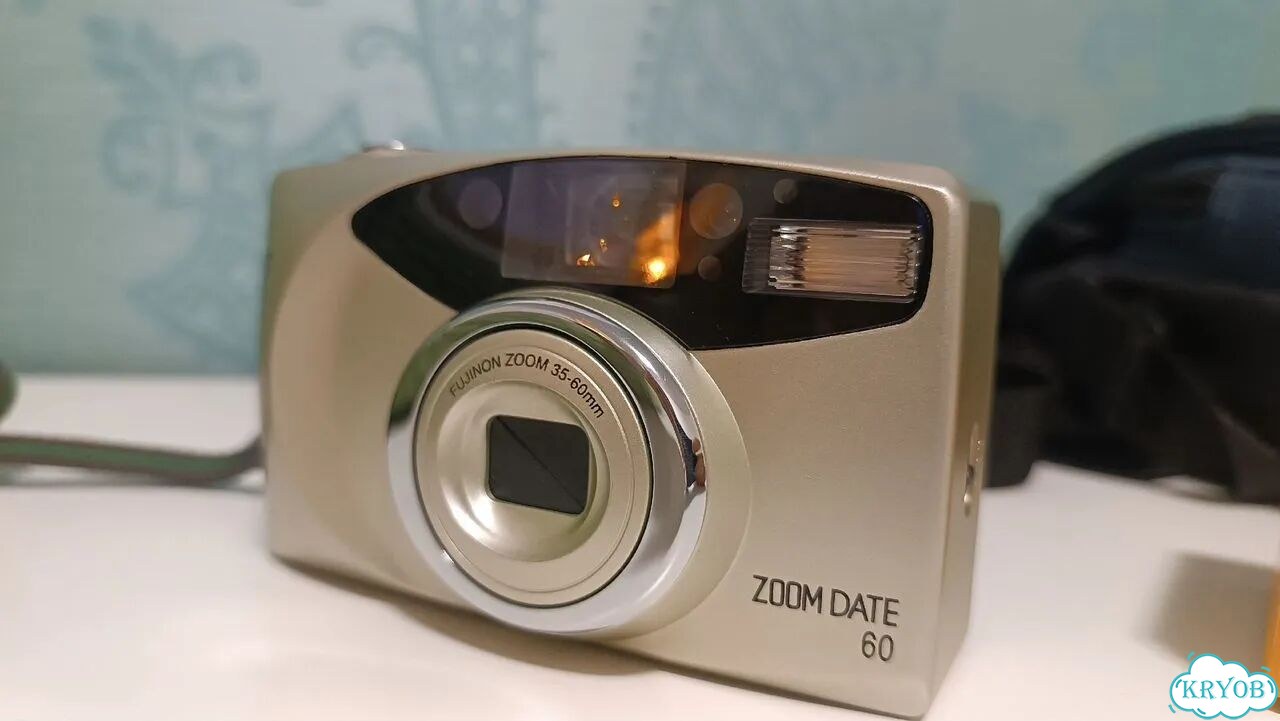 Пленочный фотоаппарат Fujifilm Discovery S600 Zoom фото 2