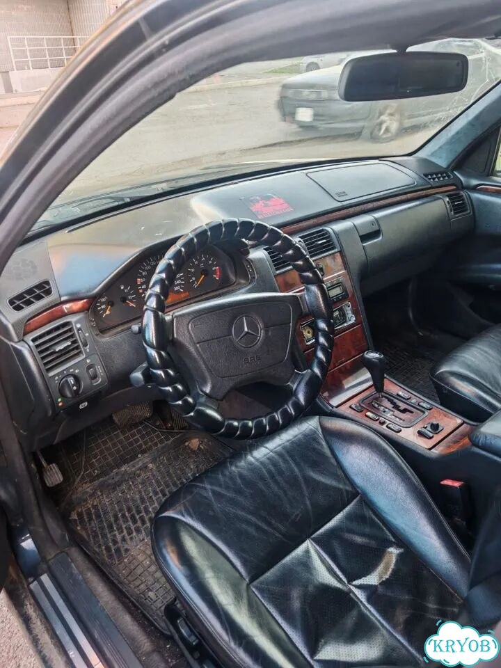 Mercedes-Benz E-класс 3.2 AT, 1998, 435 000 км фото 6