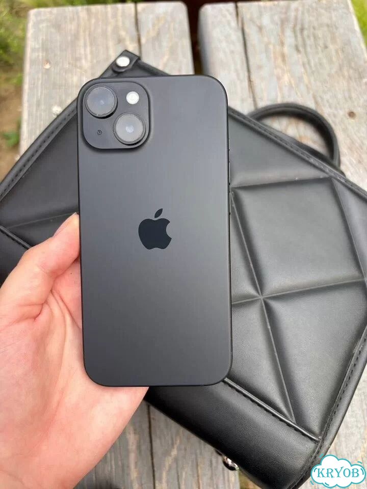 iPhone 15, 128 ГБ, 1 SIM фото 1