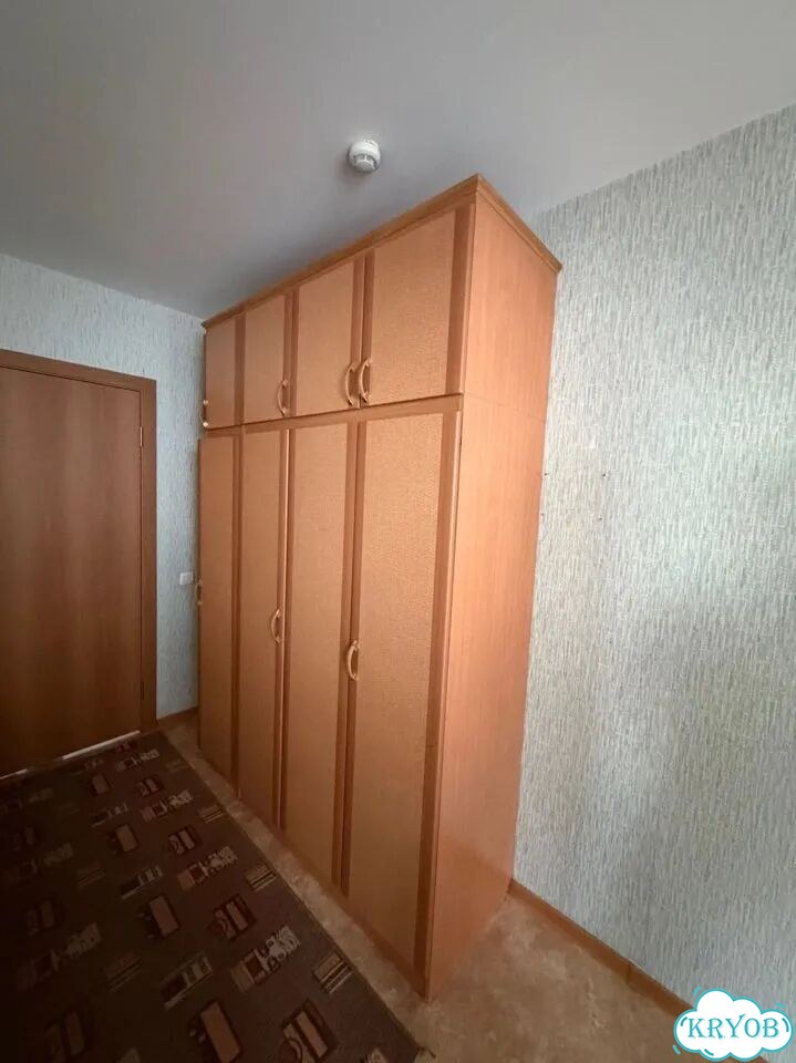 Шкаф распашной трёхстворчатый фото 1