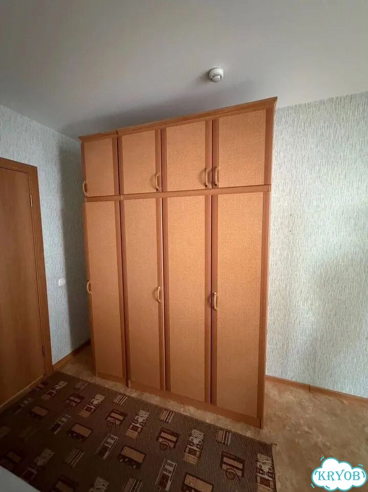 Шкаф распашной трёхстворчатый фото 2