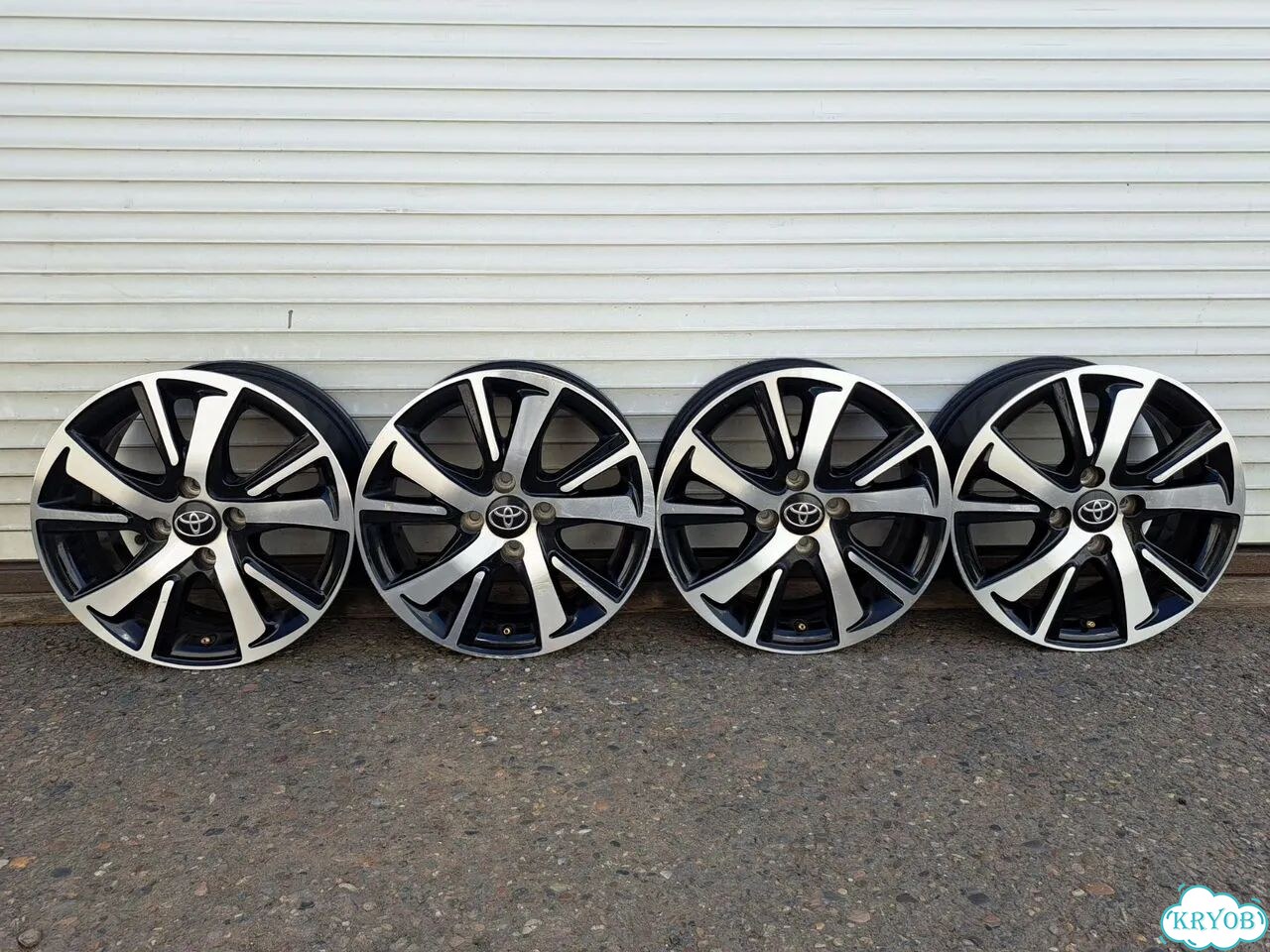 Литые диски Toyota 6×R15 4×100 фото 2