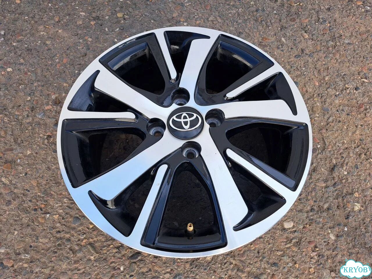 Литые диски Toyota 6×R15 4×100 фото 4