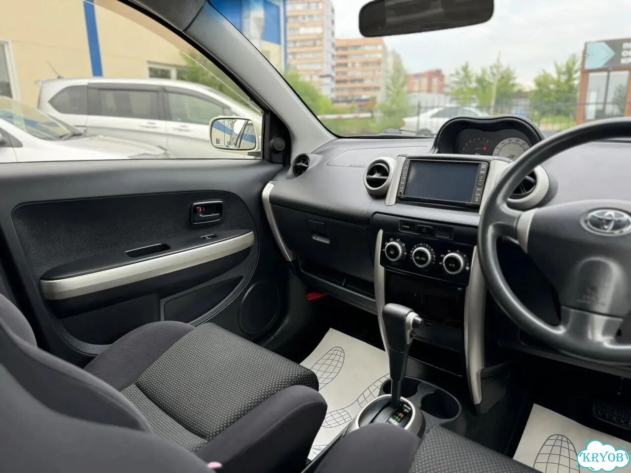 Toyota Ist 1.3 AT, 2004, 175 100 км фото 26