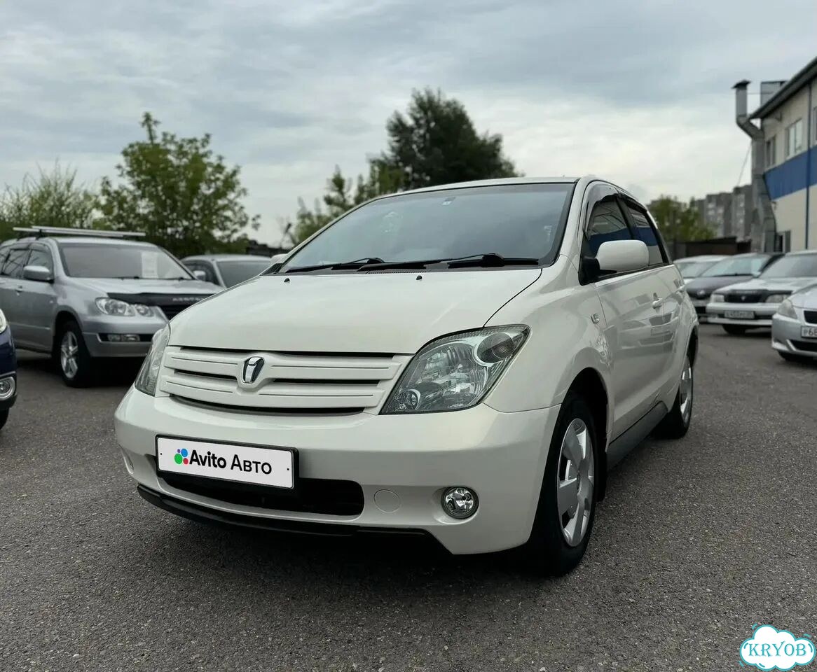 Toyota Ist 1.3 AT, 2004, 175 100 км фото 3