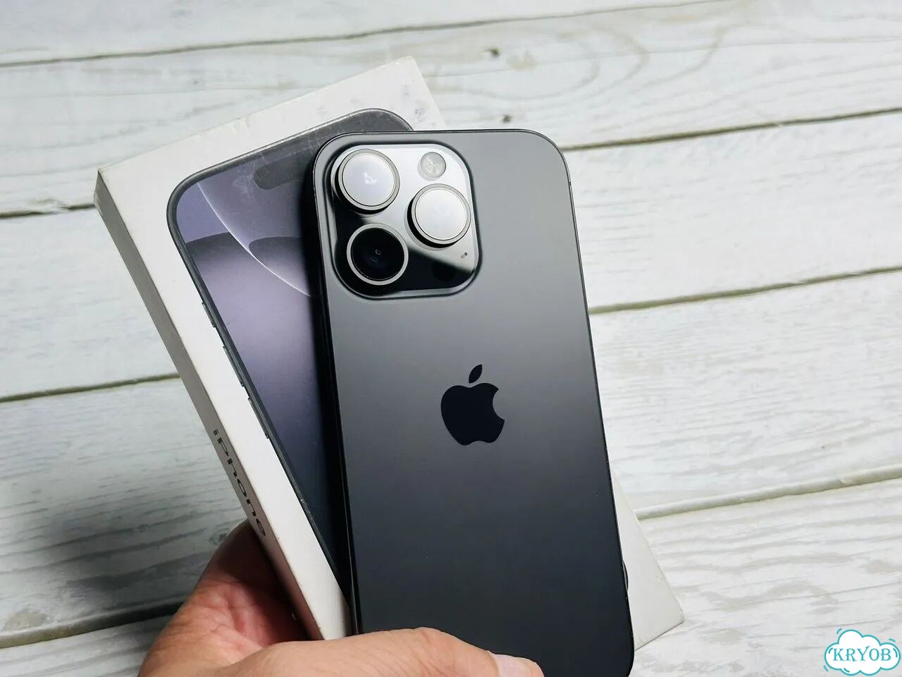 iPhone 16 Pro, 256 ГБ, SIM + eSIM фото 1
