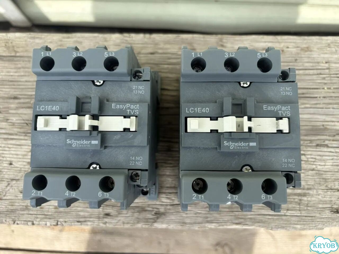 Контактор LC1E40M7 фото 2