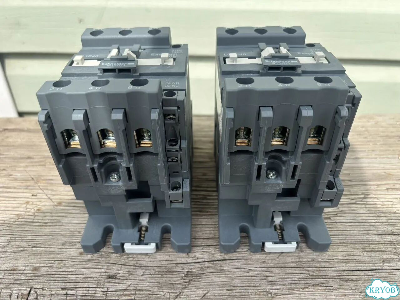 Контактор LC1E40M7 фото 3