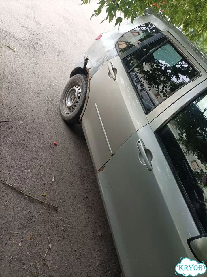Mazda Demio 1.4 MT, 2003, 290 000 км фото 8