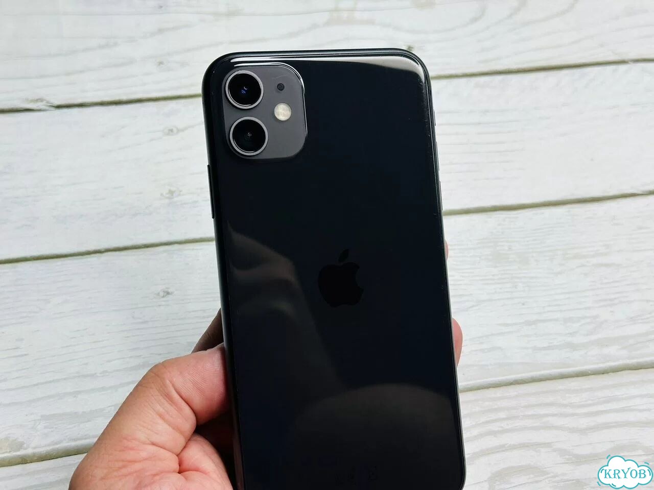 iPhone 11, 128 ГБ, SIM + eSIM фото 1