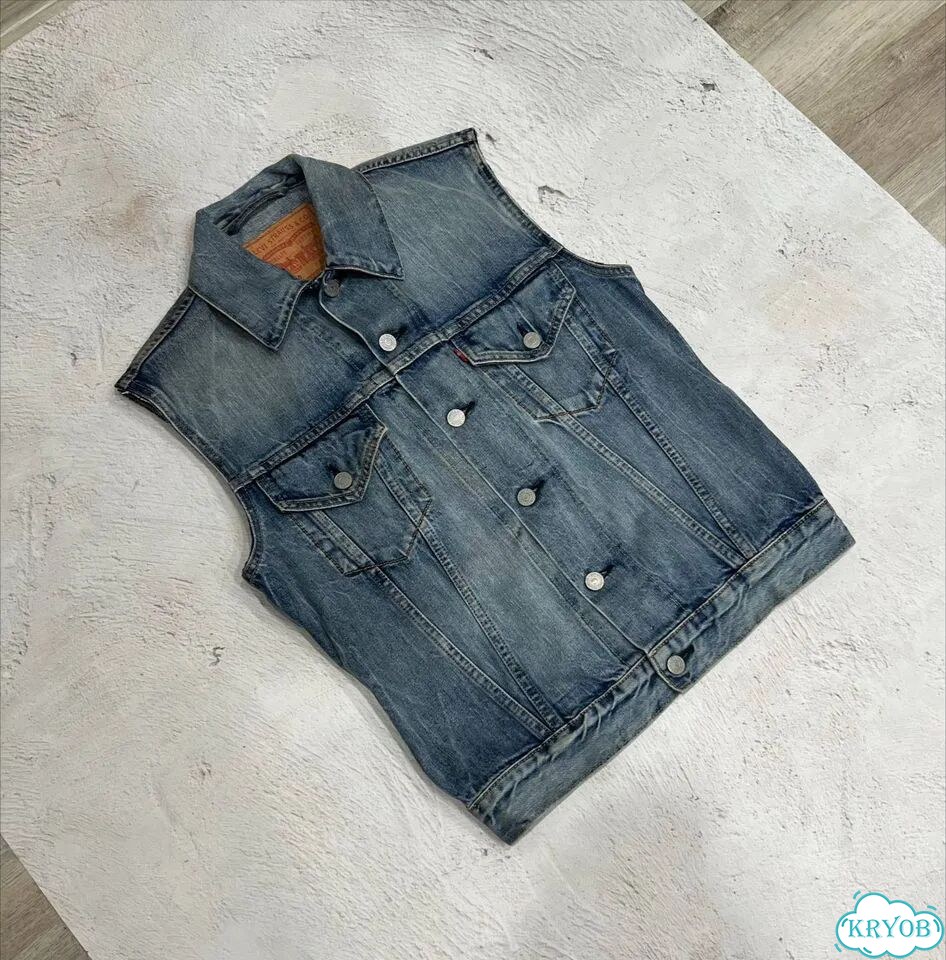 Джинсовая Жилетка Levis Vintage S Оригинал фото 3