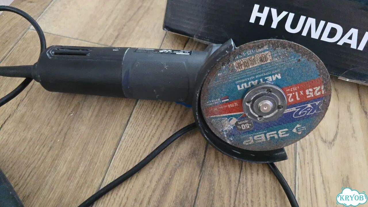 Болгарка Hyundai hd-900ag фото 2