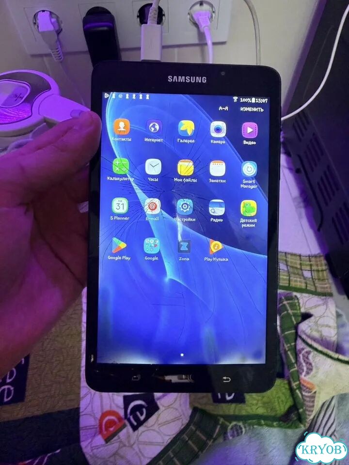 Планшет Samsung Galaxy Tab A (2016) SM-T280 фото 1