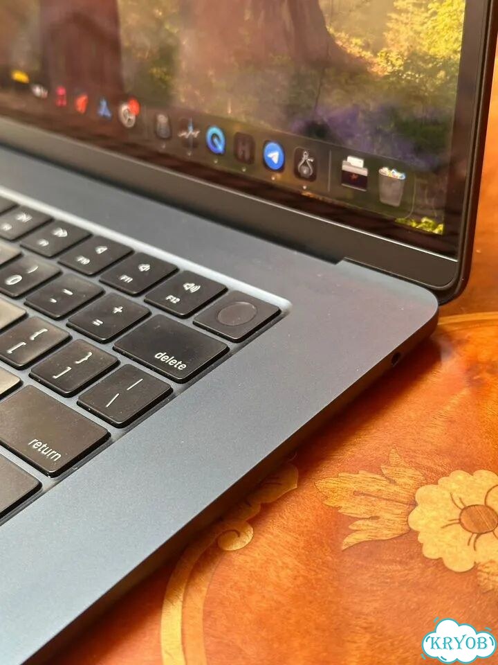 Macbook air 15 m2 8 256 фото 8