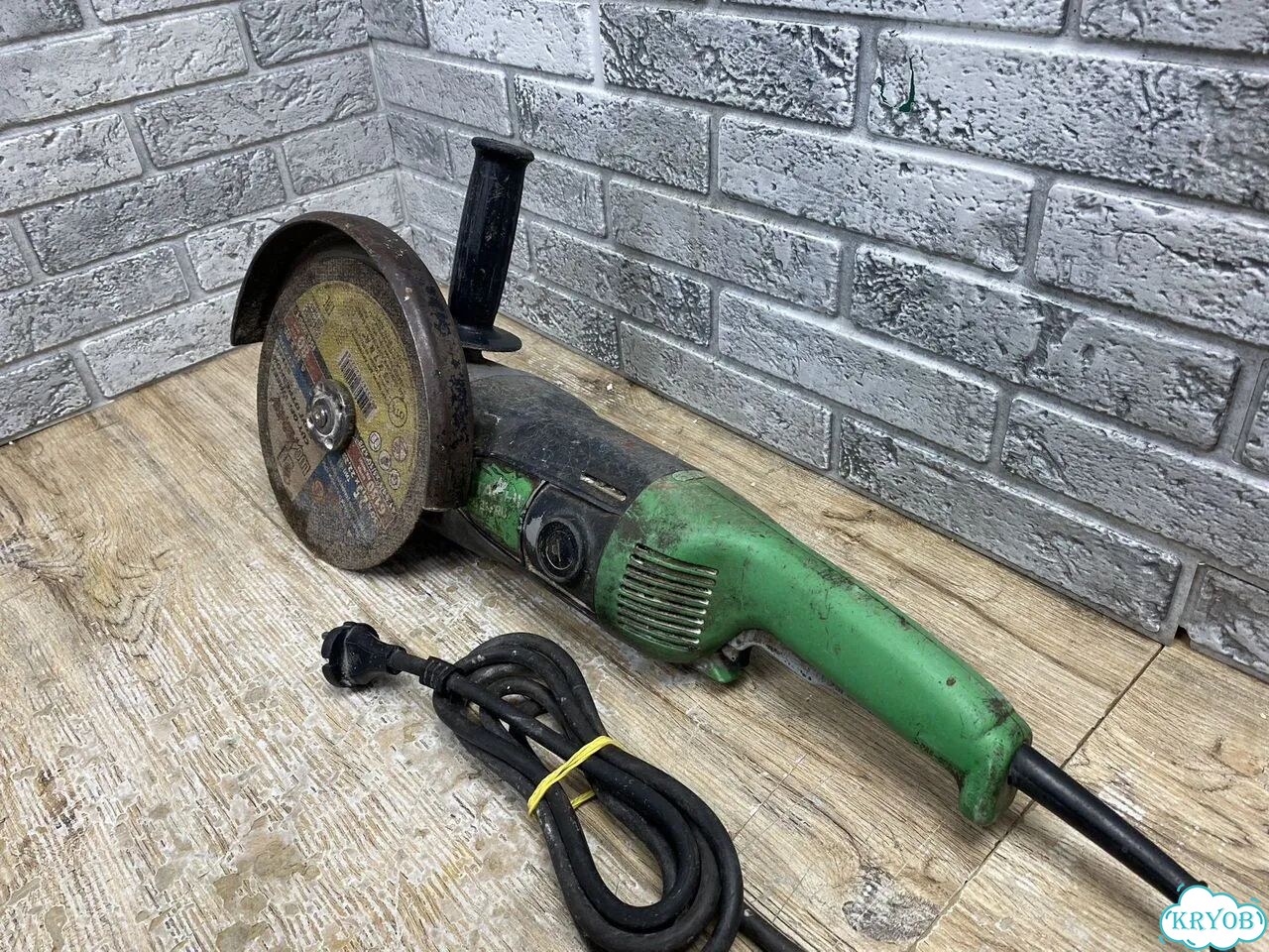 Болгарка Hitachi G 23SRU фото 2