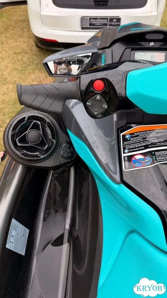 BRP Sea-Doo GTR 230, 2025 фото 3
