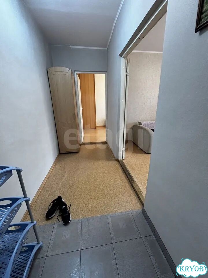2-к. квартира, 53 м², 4/9 эт. фото 2