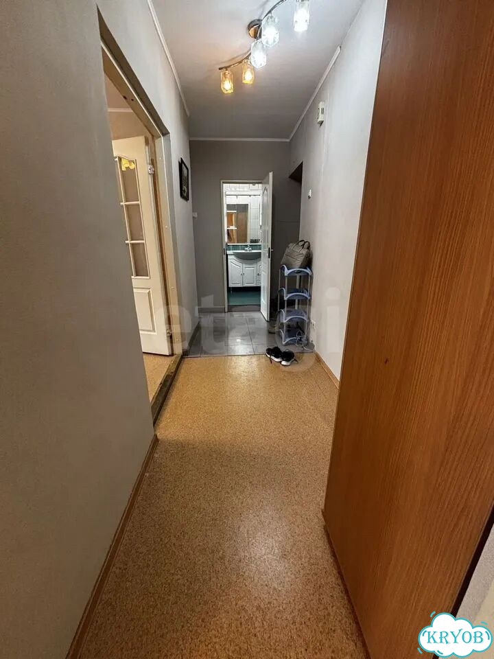 2-к. квартира, 53 м², 4/9 эт. фото 3