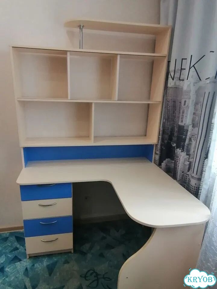 Продам письменный стол фото 1