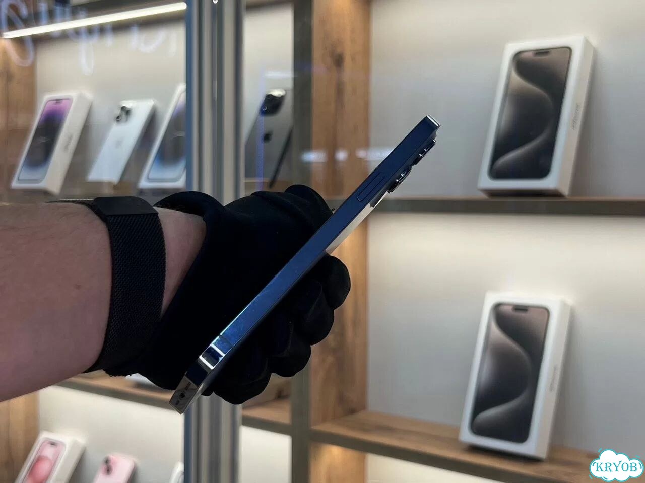 iPhone 13 Pro Max, 128 ГБ, SIM + eSIM фото 3