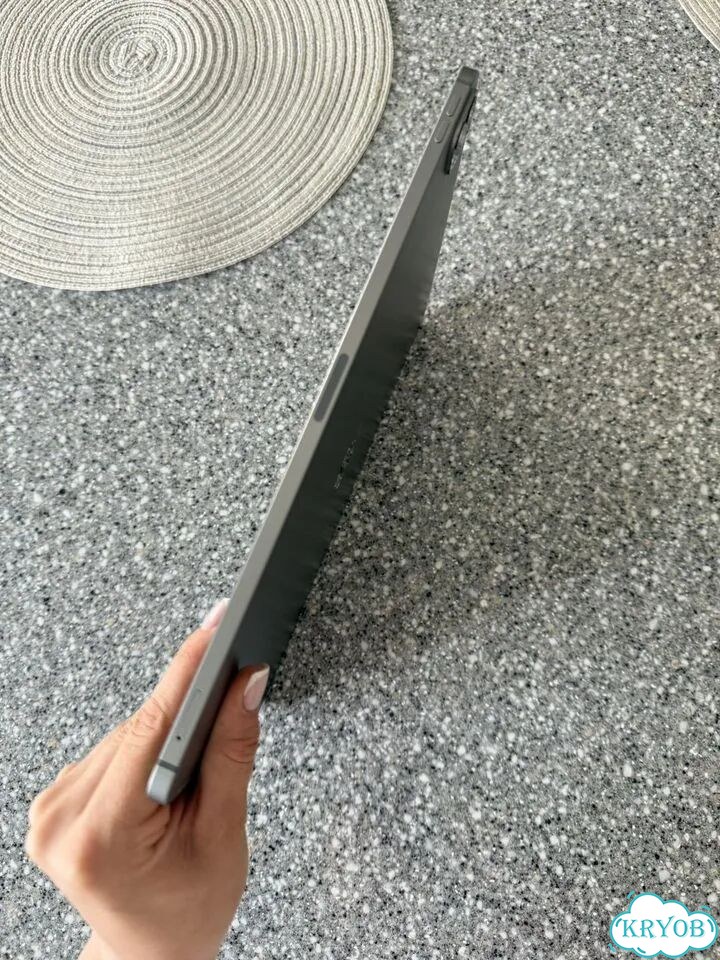 iPad pro 12.9 2022 фото 5