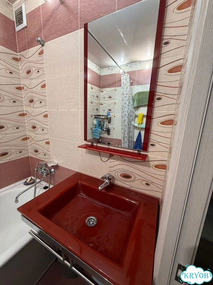 Продаю раковину с зеркалом фото 1
