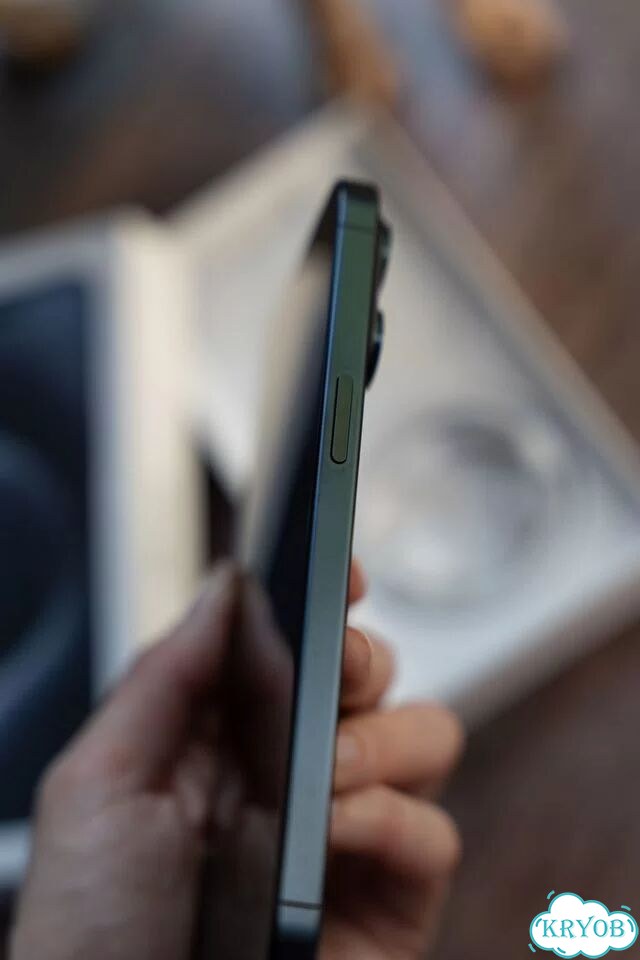 iPhone 15 Pro Max, 256 ГБ, SIM + eSIM фото 5