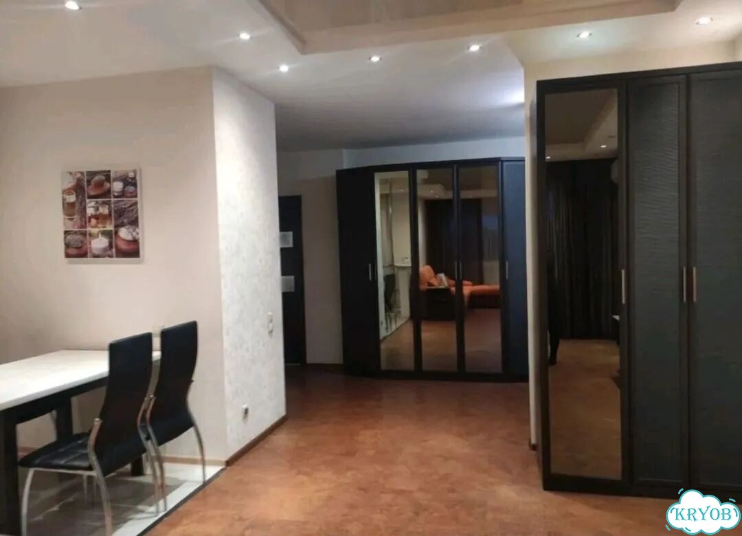 Аукцион: 2-к. квартира, 68,8 м², 8/17 эт. фото 2